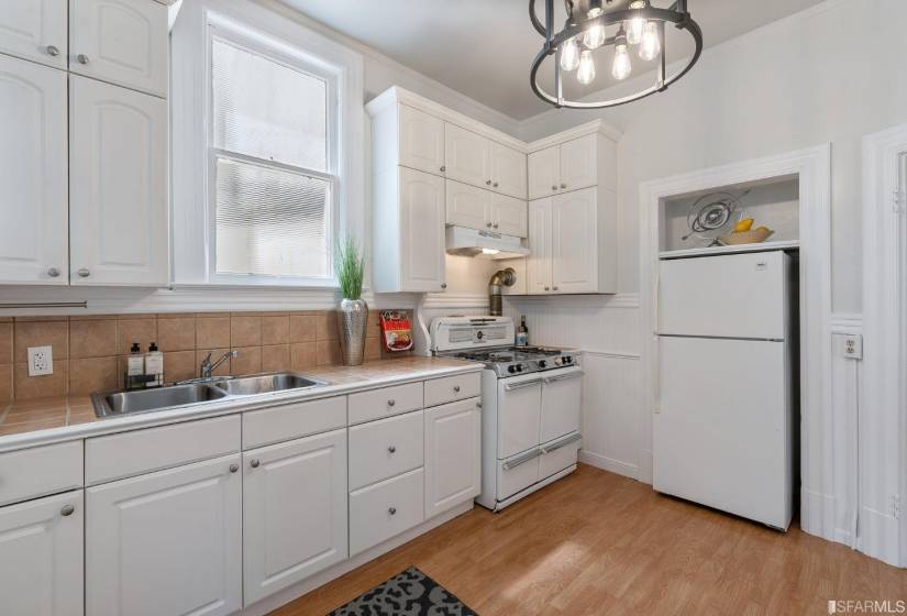77 Pleasant Street77 Pleasant Street